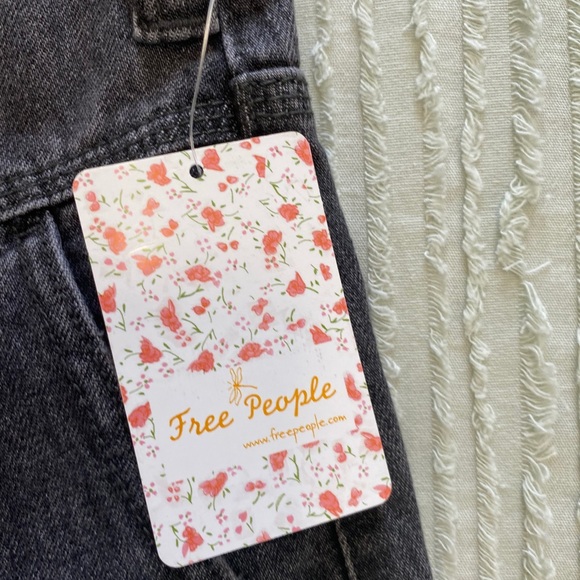 NWT Free People sanded black jean skirt 27 - Picture 6 of 7